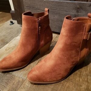 Women’s Suede Ankle Booties in Rust